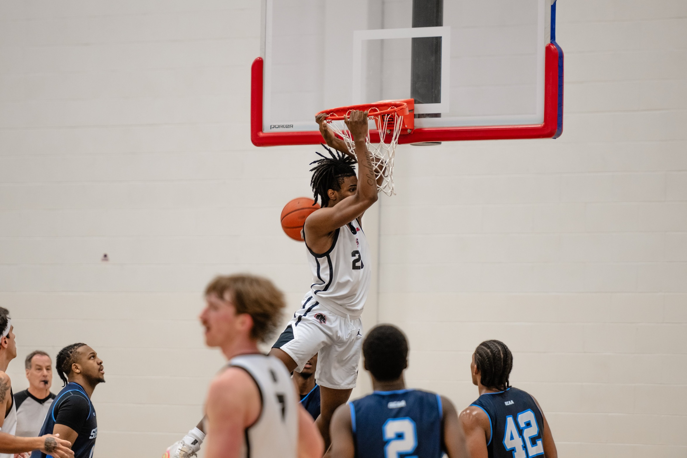 Men's Basketball